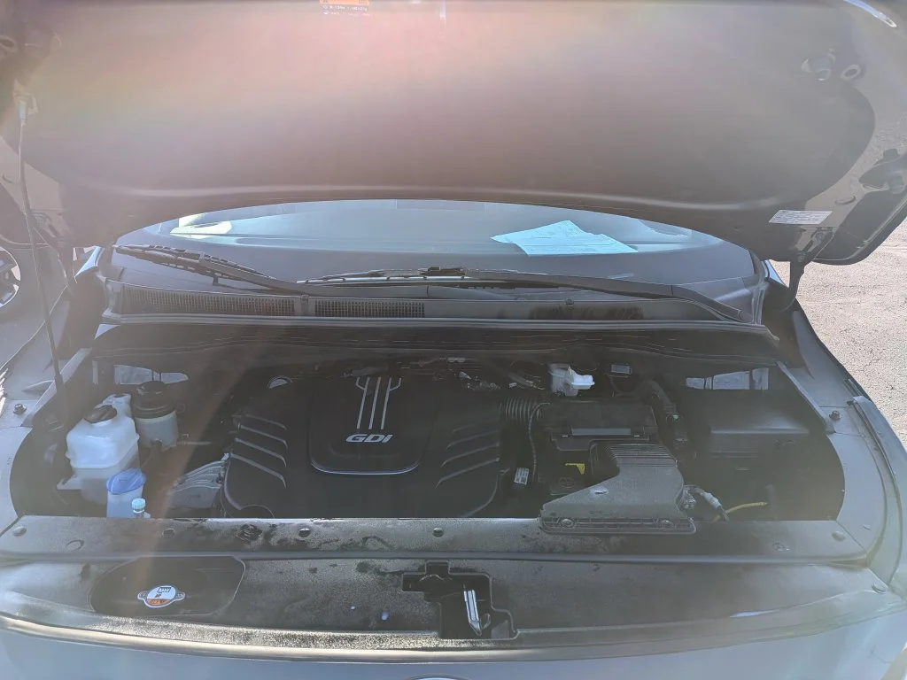 Used 2018 Platinum Graphite Kia LX image 9