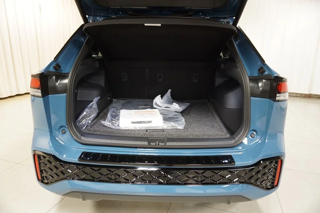 New 2026 Monterey Blue Pearl Volkswagen 2.0T SE R-Line Black image 27