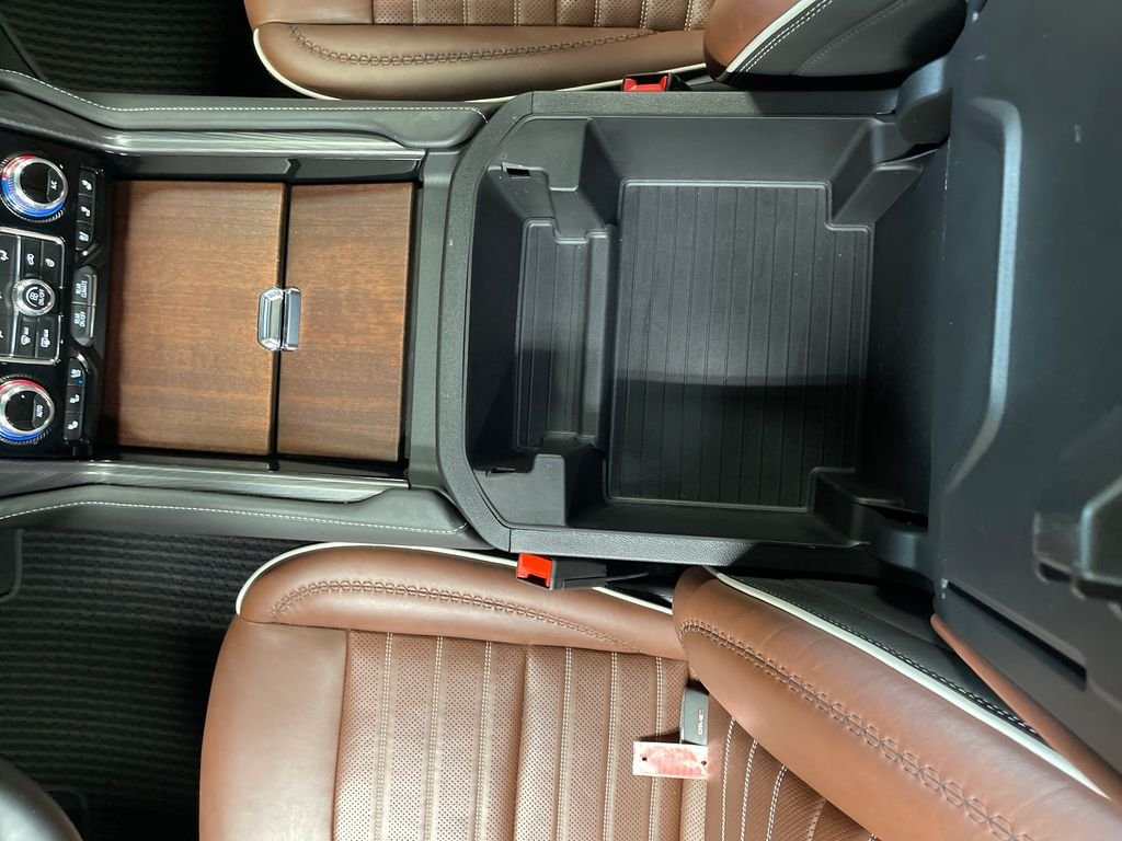 Used 2024 Black GMC Denali Ultimate image 24