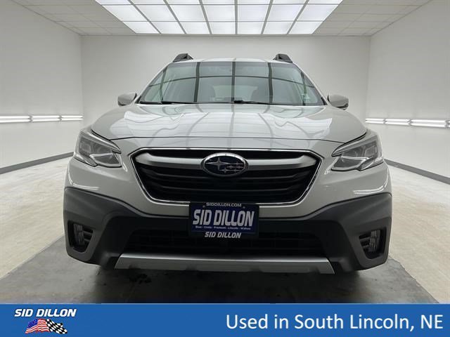 Used 2020 Crystal White Pearl Subaru Limited image 2