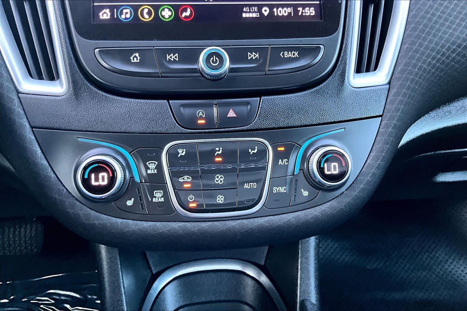 Used 2024 Summit White Chevrolet LT image 32