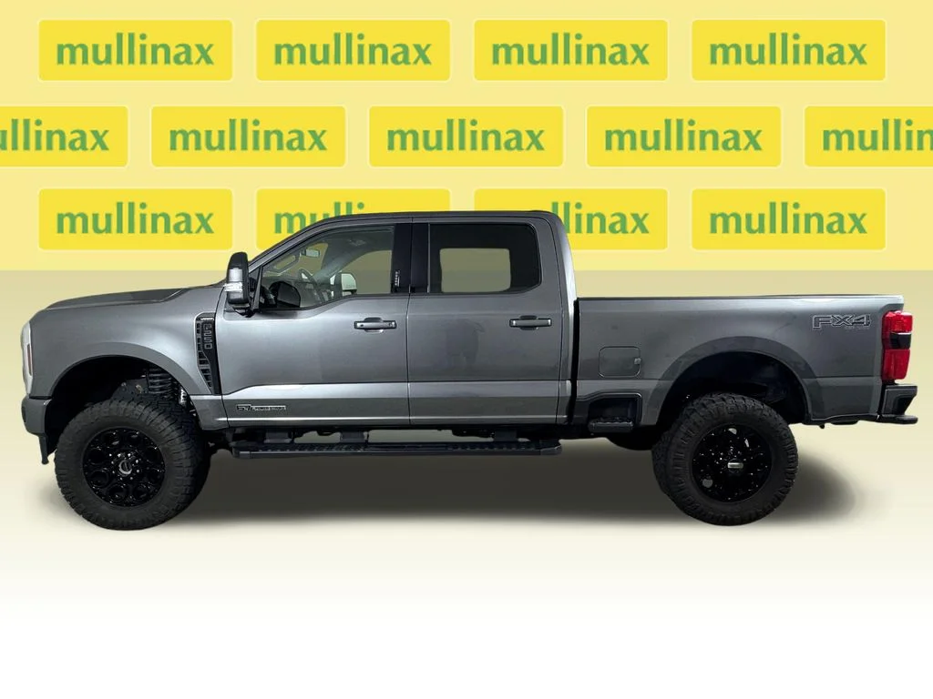 Used 2024 Gray Ford Lariat image 10