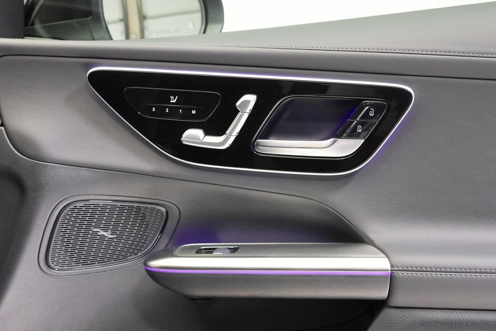 New 2027  Mercedes-Benz GLC 300 image 45