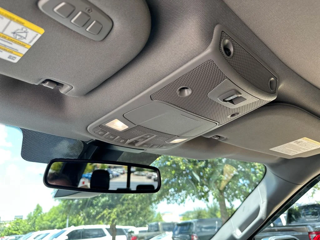 Used 2016 Green Ford Lariat image 30