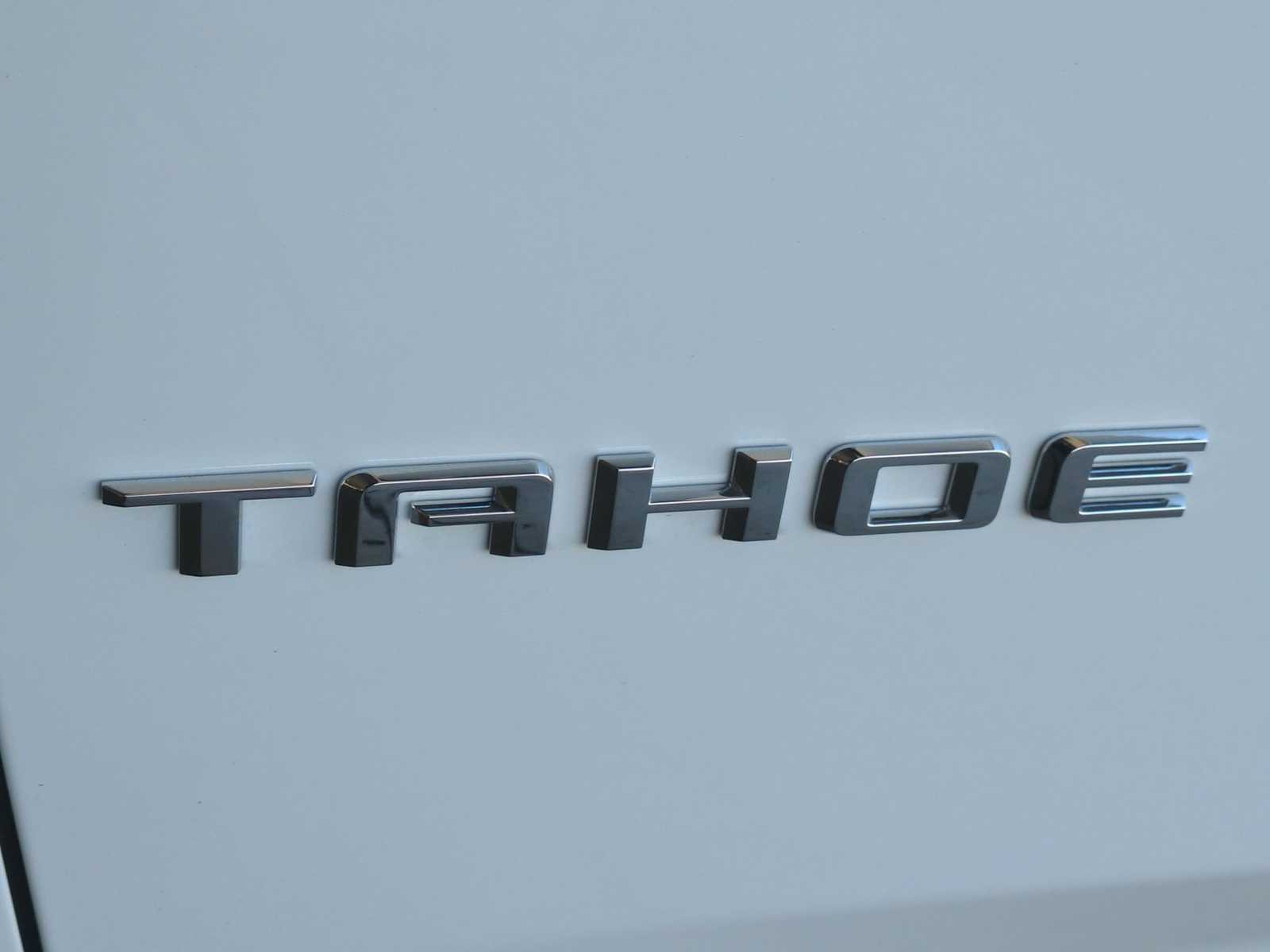 New 2026 Summit White Chevrolet LT image 9
