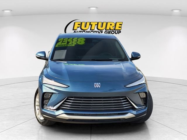 Used 2024 Blue Buick Preferred image 2
