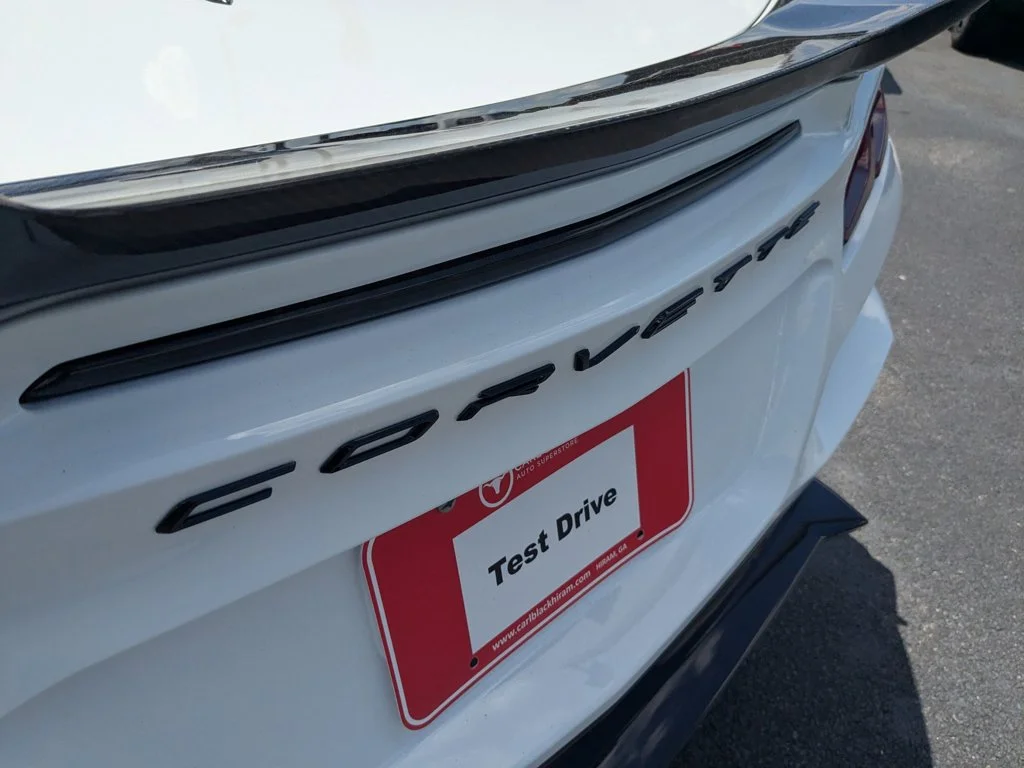 Used 2025 Arctic White Chevrolet 3LZ image 27