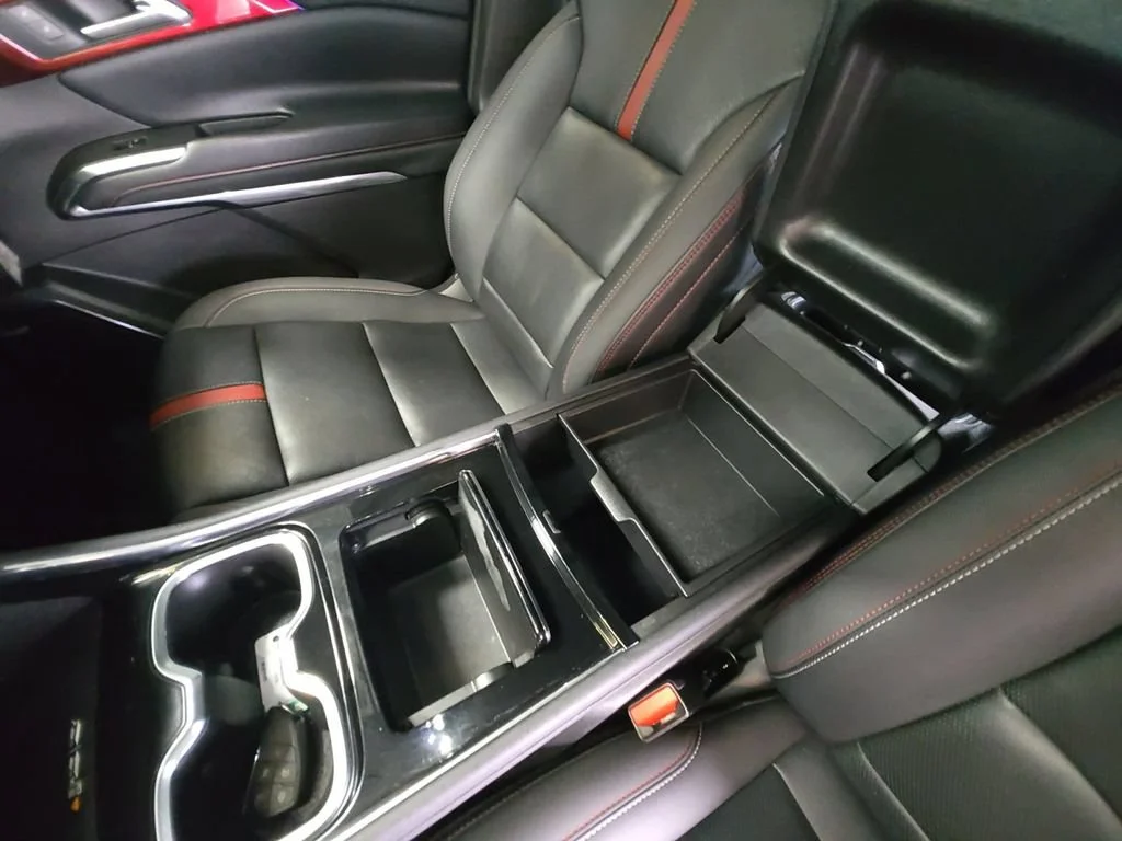 Used 2025 Mosaic Black Metallic Chevrolet RS image 26