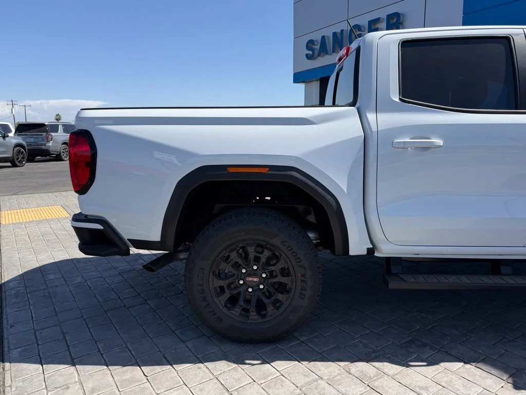 New 2026 Summit White GMC Elevation image 11