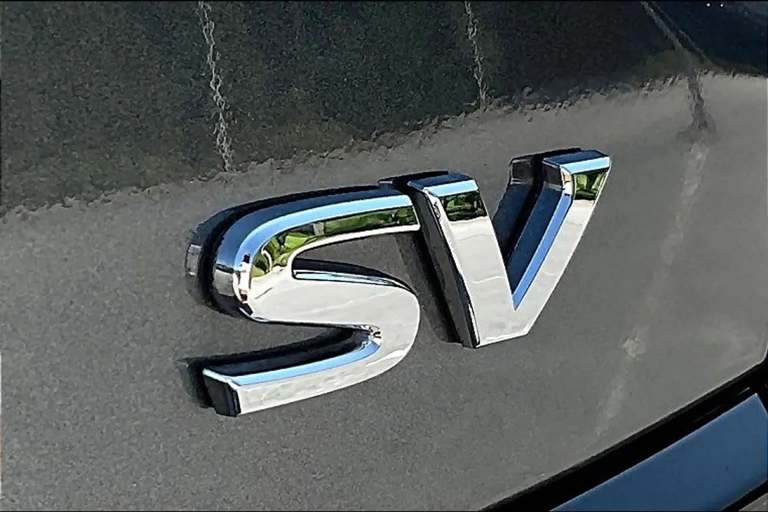 Used 2023 Gun Metallic Nissan SV image 10