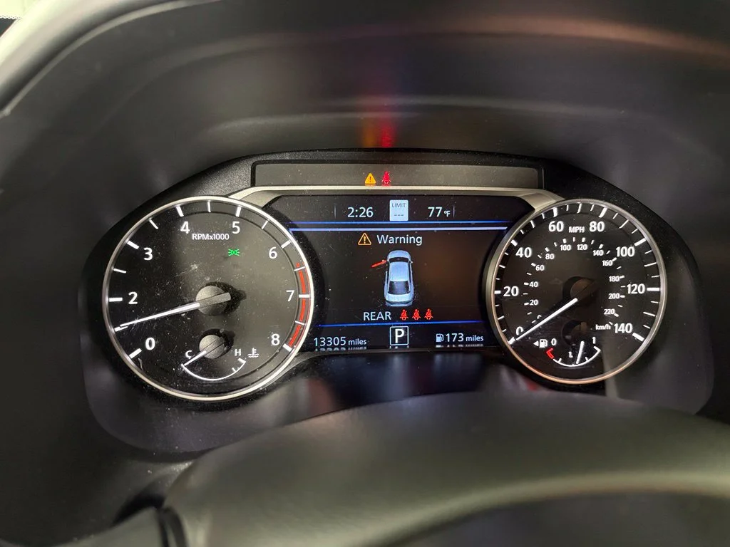 Used 2024 Silver Nissan 2.5 SL image 18