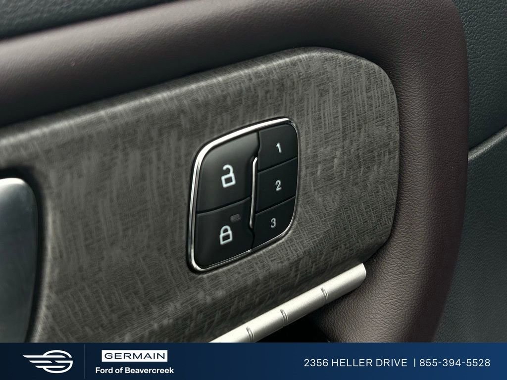 Used 2025 White Metallic Ford Platinum image 14