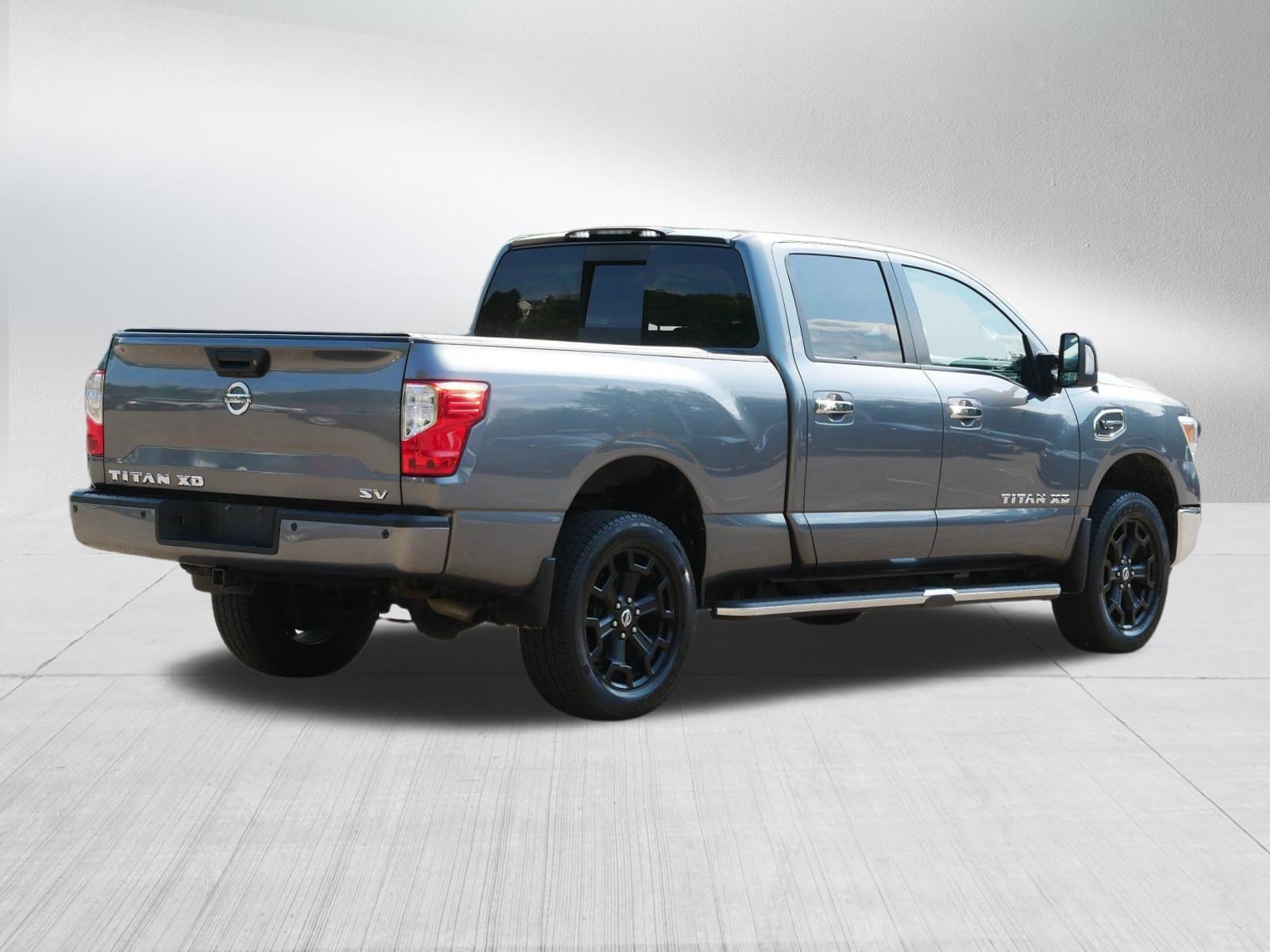 Used 2017 Gun Metallic Nissan SV image 7