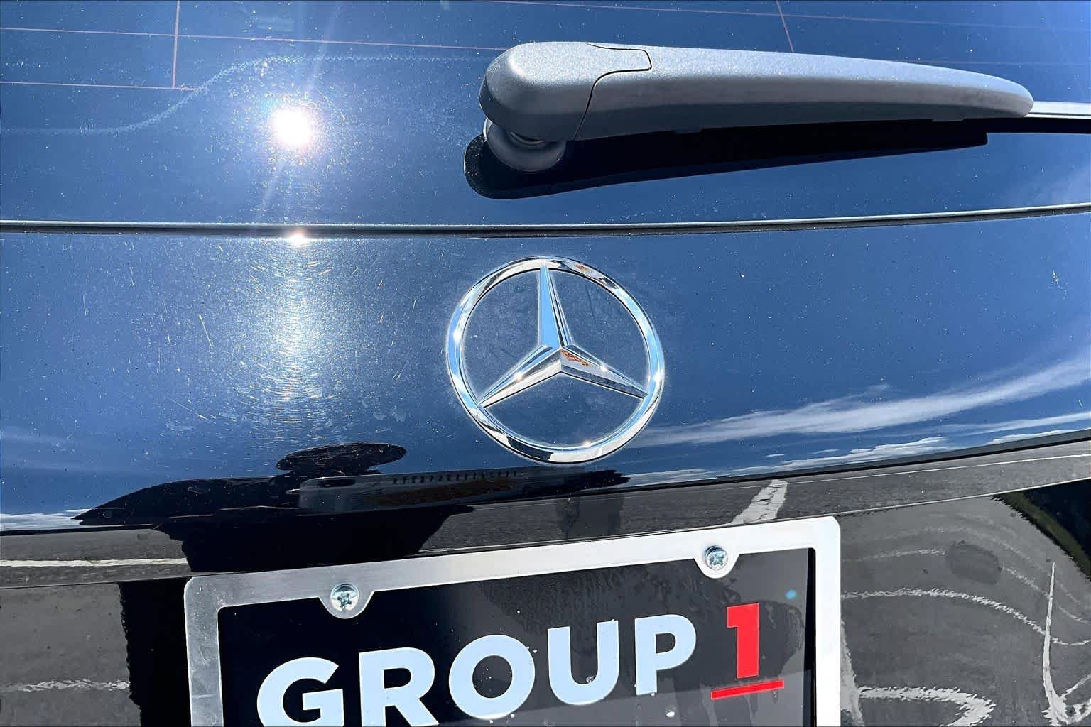 Used 2021 Black Mercedes-Benz GLC 300 image 31