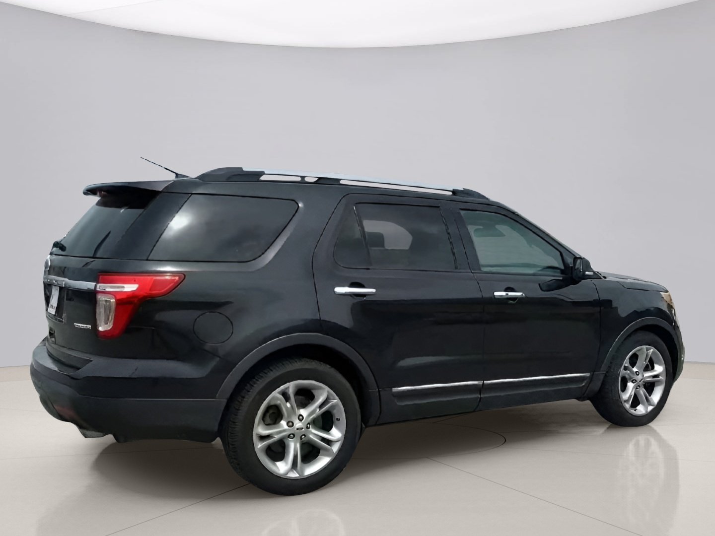 2015 Ford Explorer Limited - Photo 9