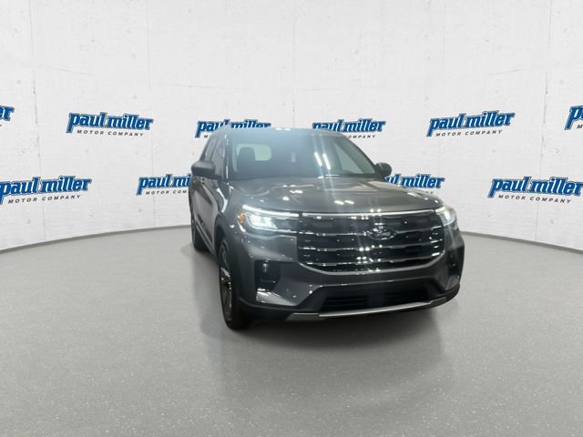 New 2026 Carbonized Gray Metallic Ford Active image 3