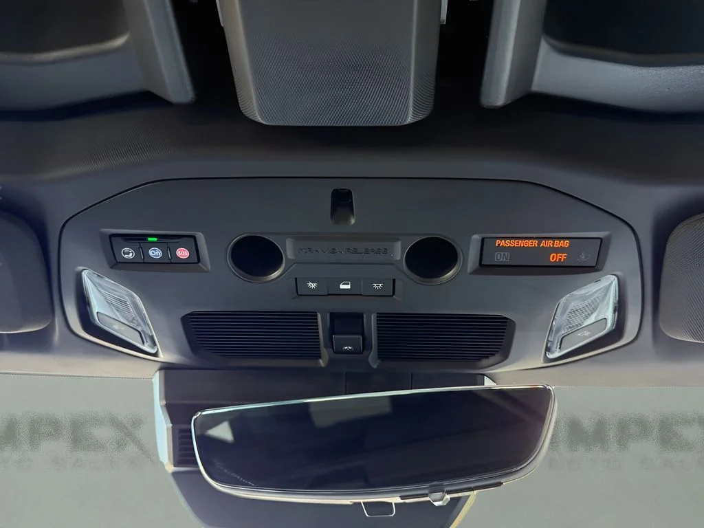 Used 2025 Black GMC 2X image 28