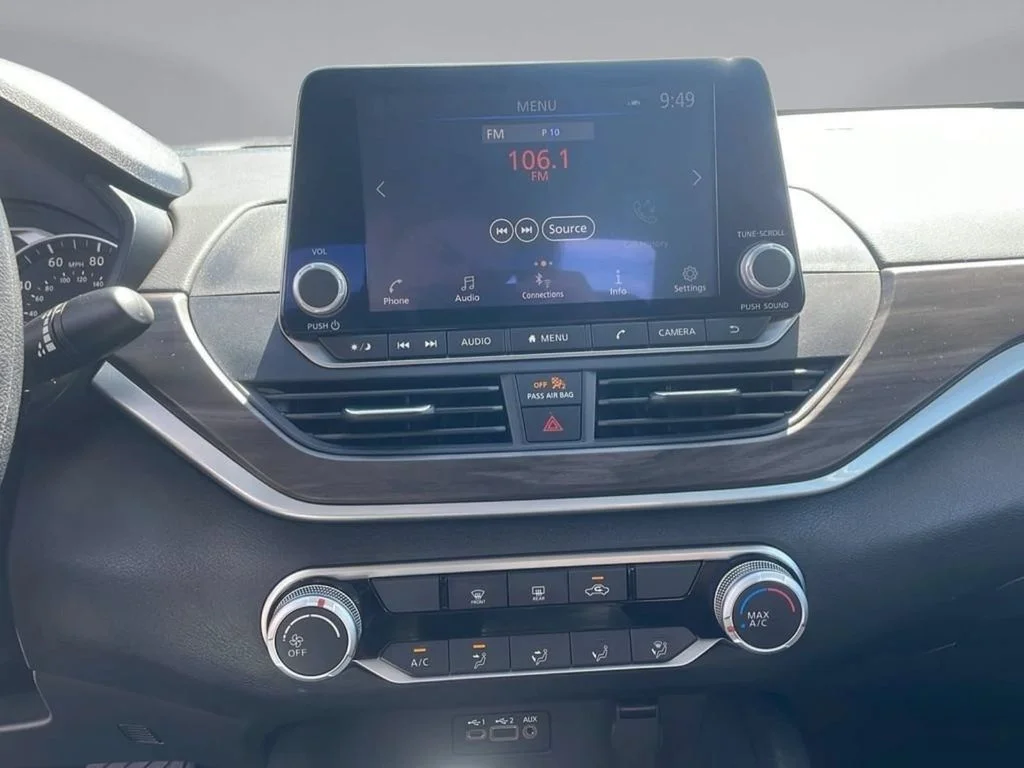 2025 Nissan Altima SV - Photo 19