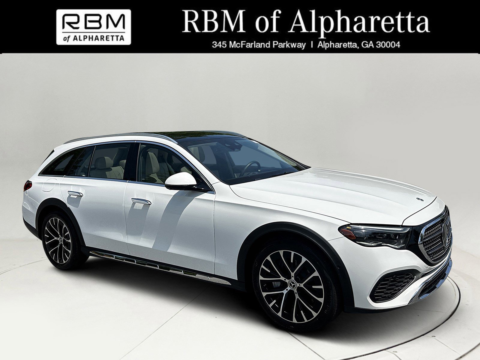 2025 Mercedes-Benz E-Class E450 4MATIC All-Terrain's photo