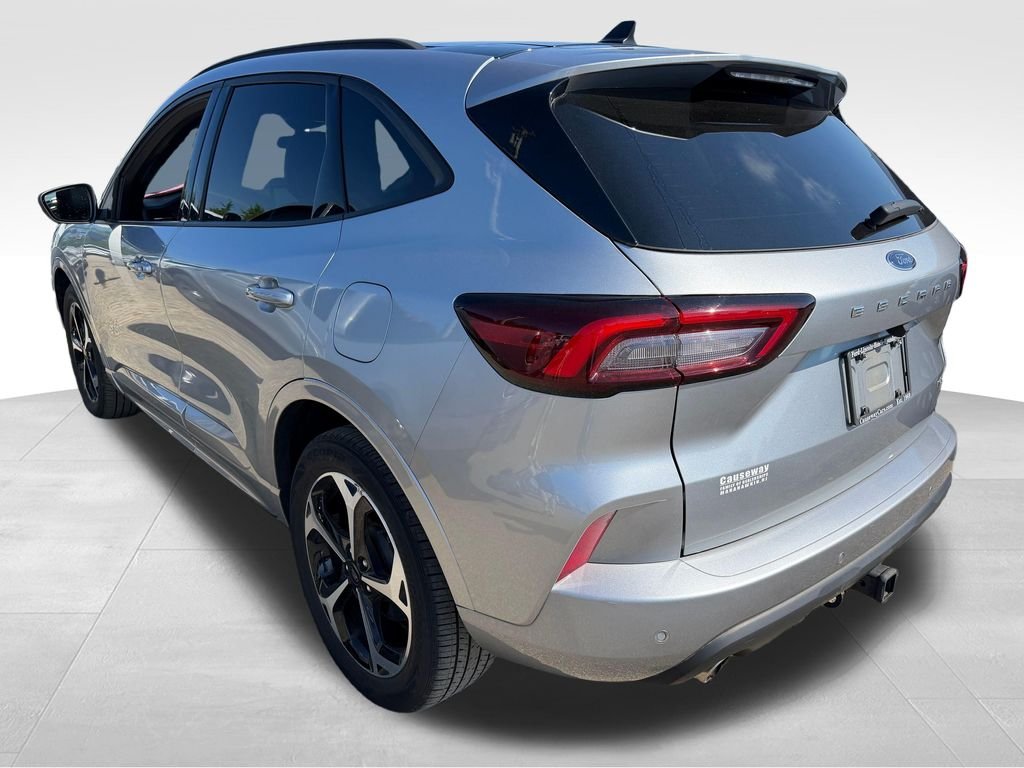 Used 2023 Silver Ford ST-Line Select image 3