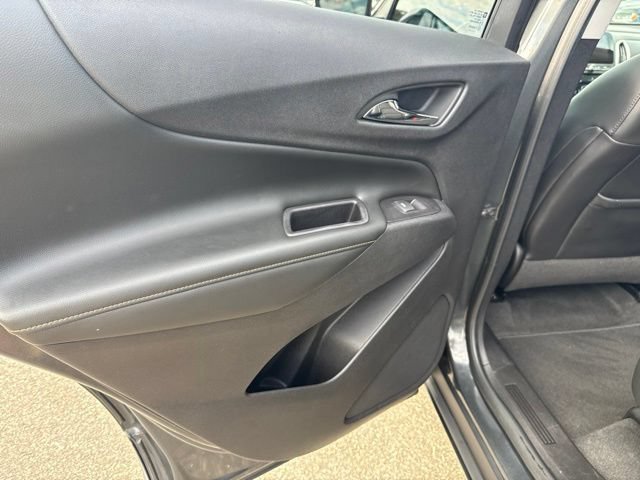 Used 2018 NIGHTFALL GRAY METALLIC Chevrolet Premier image 14