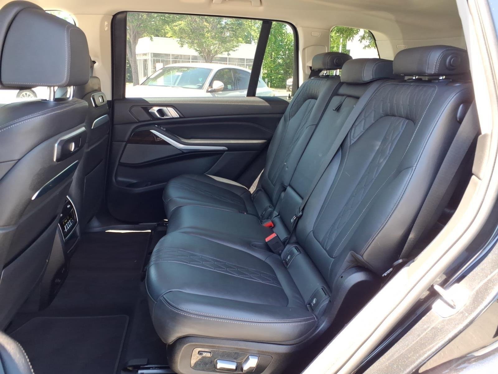 Used 2023 Black Sapphire Metallic BMW xDrive40i image 19