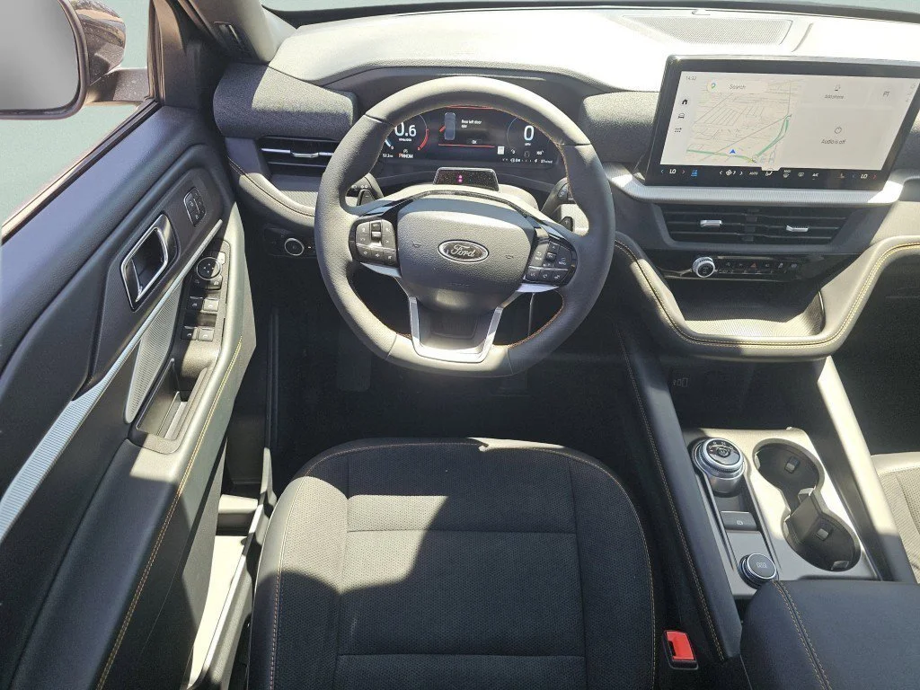 New 2026 Agate Black Metallic Ford Tremor image 4