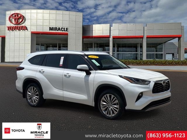 2024 Toyota Highlander Platinum