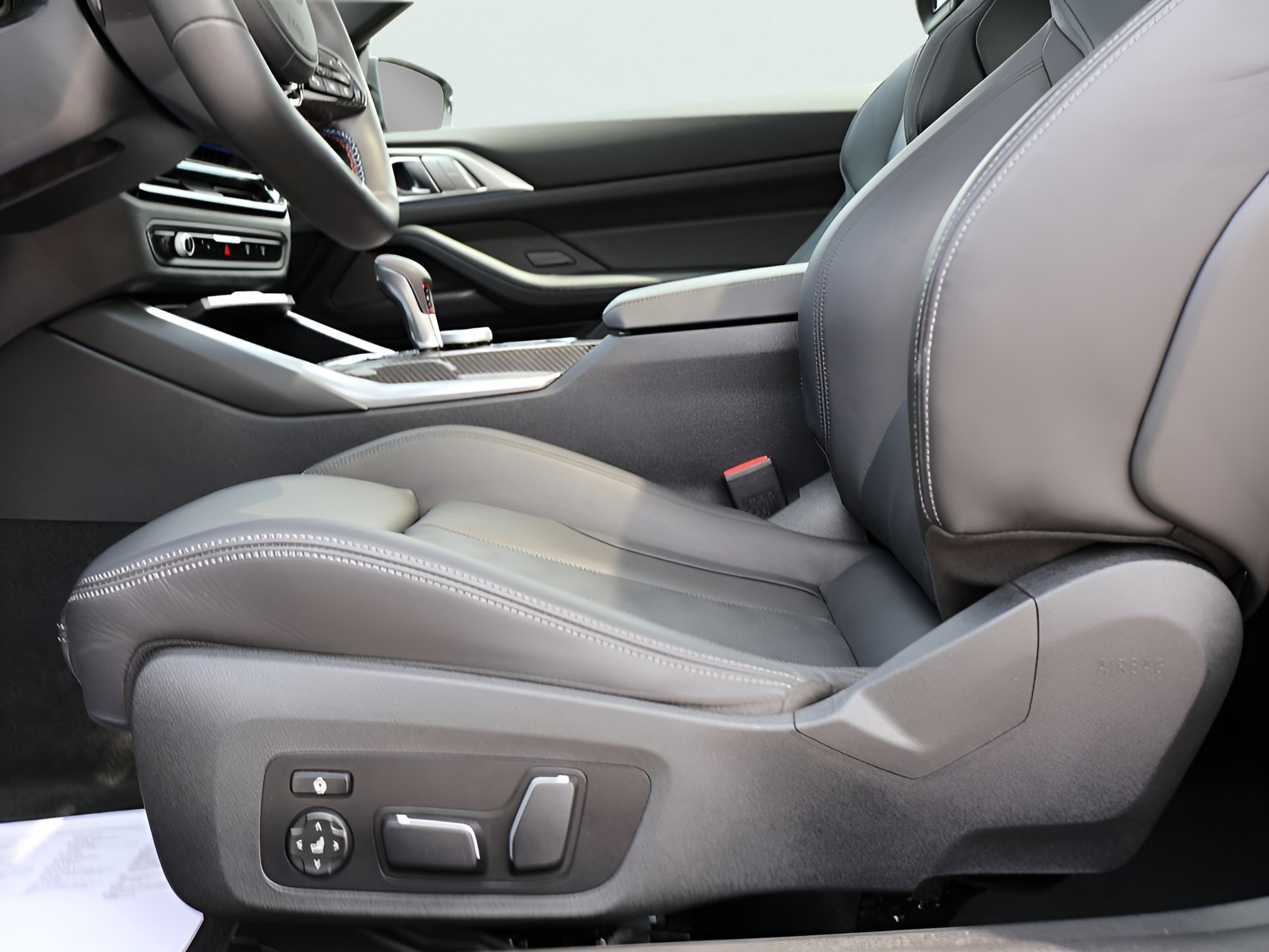 Used 2026 Brooklyn Gray Metallic BMW Competition image 33