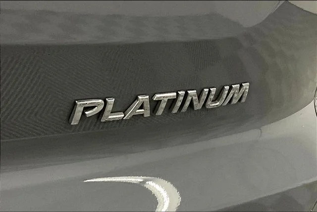 Used 2025 Boulder Gray Pearl Nissan Platinum image 9