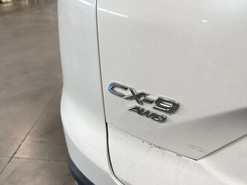 Used 2018 White Mazda Touring image 5