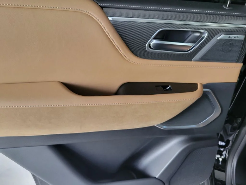 New 2027 DYNAMIC METAL INFINITI Luxe 2WD image 12