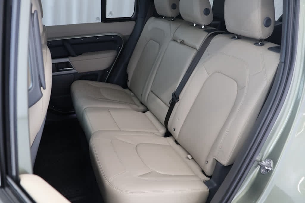 Certified Used 2024 GREEN Land Rover SE image 9