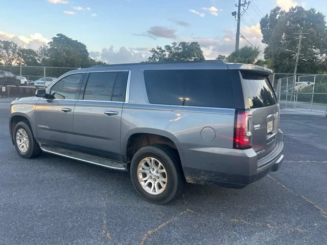 Used 2019 SATIN STEEL METALLIC GMC SLT image 3