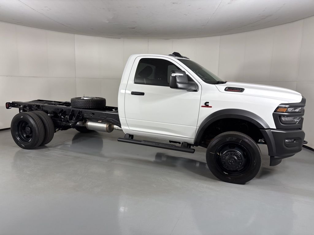 New 2026 Bright White Clearcoat RAM Tradesman image 8