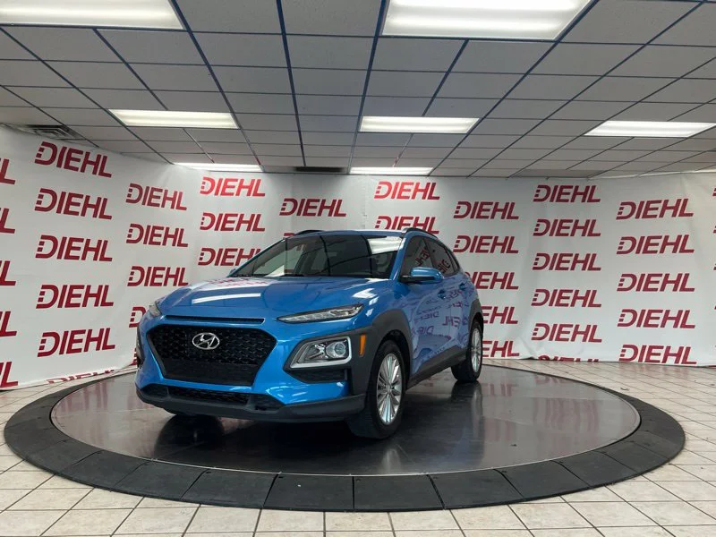 Used 2018 Blue Hyundai SEL image 3