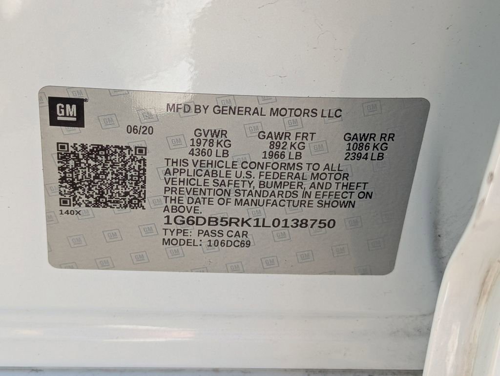 Used 2020 Crystal White Tricoat Cadillac Premium Luxury image 33