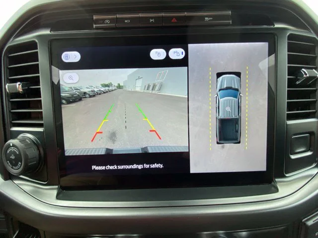 Used 2024 Gray Metallic Ford XLT image 17