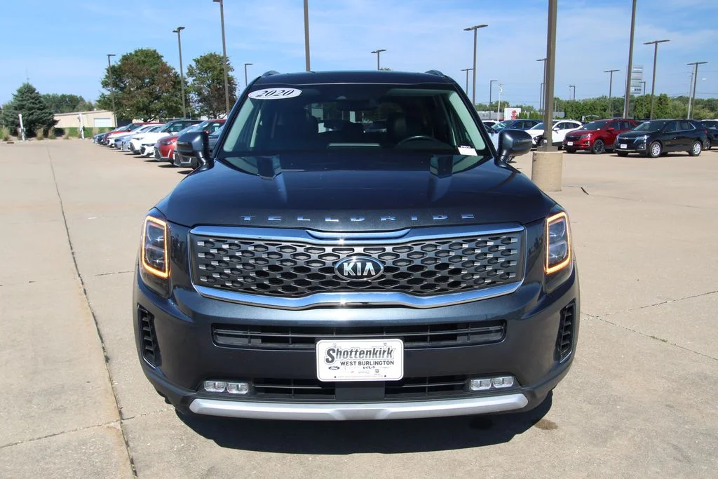 Used 2020 Gravity Gray Kia EX image 2