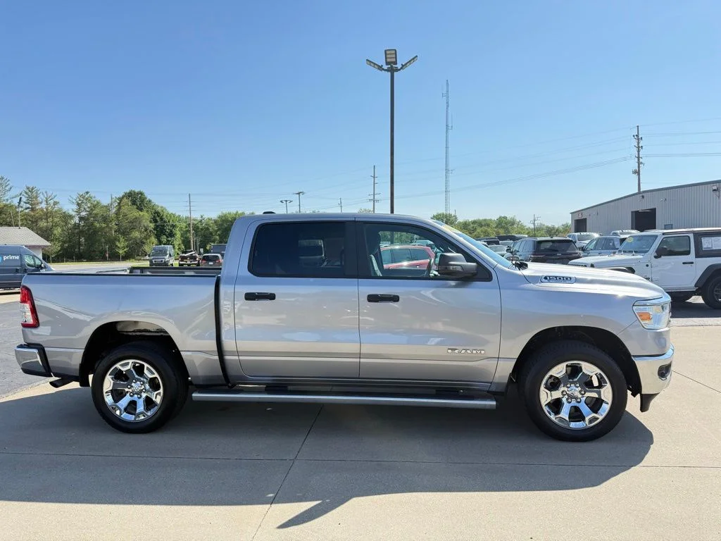 Used 2023 Silver Ram Big Horn/Lone Star image 9