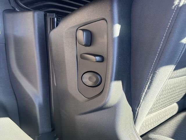 Used 2022 Titanium GMC Elevation image 23