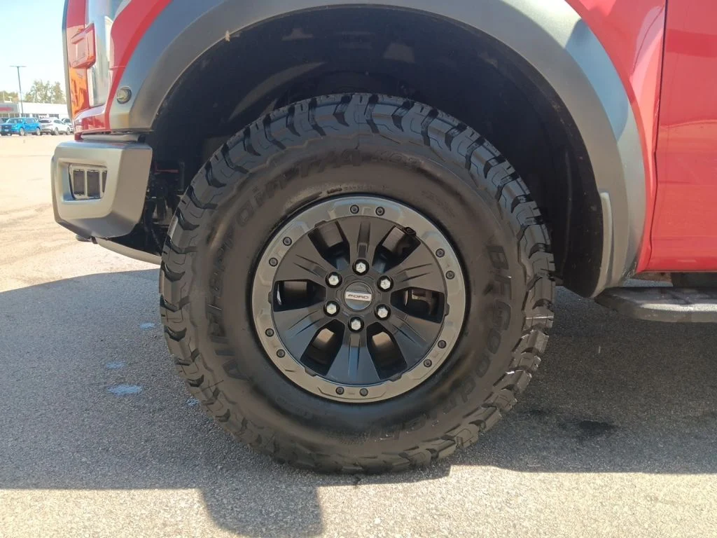 Used 2018 Race Red Ford Raptor image 12