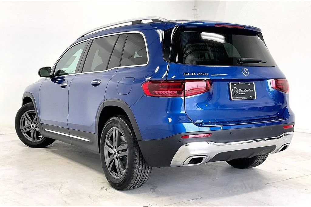 New 2026 Starling Blue Metallic Mercedes-Benz GLB 250 image 24