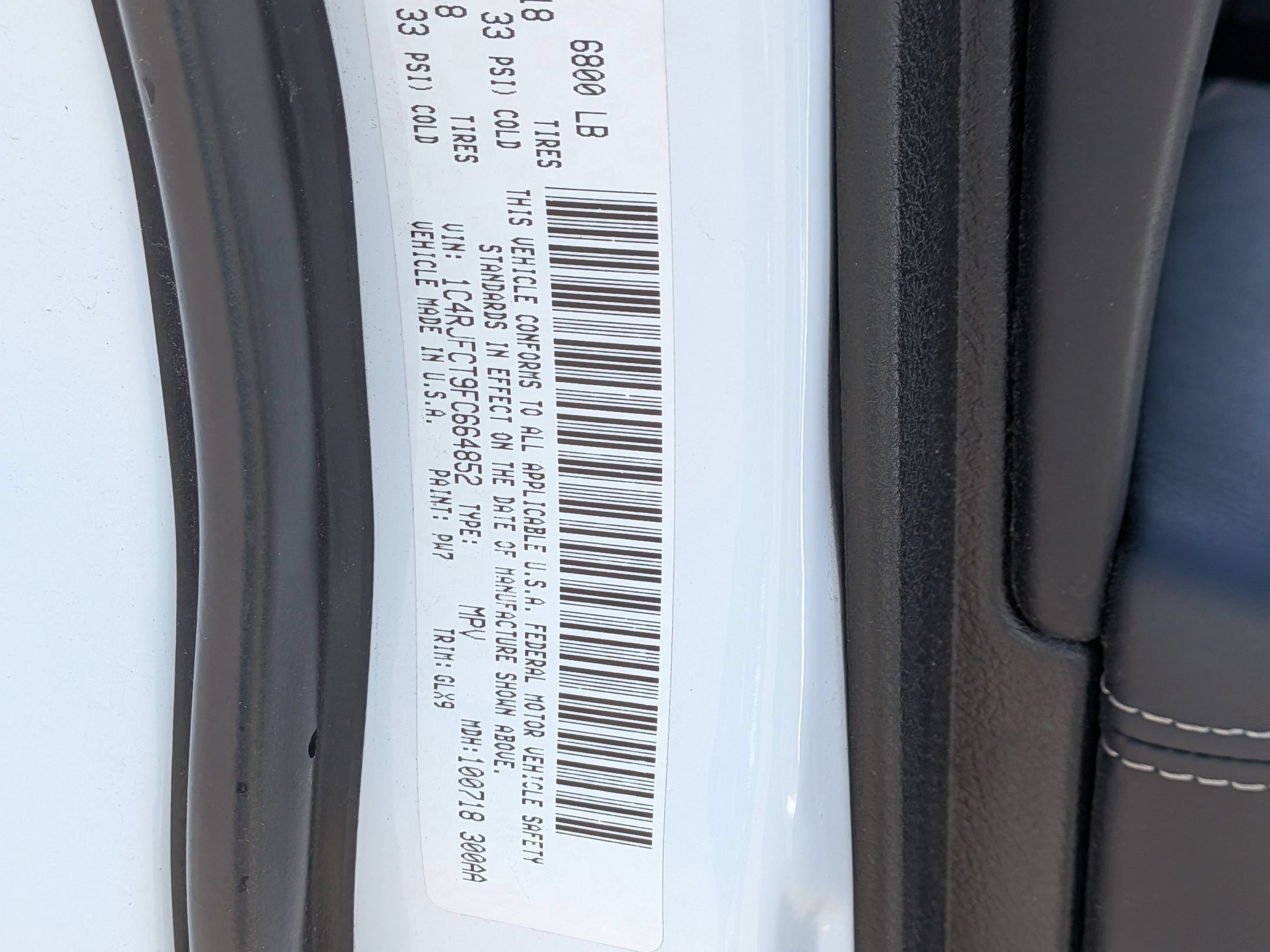 Used 2015 Bright White Clearcoat Jeep Overland image 34