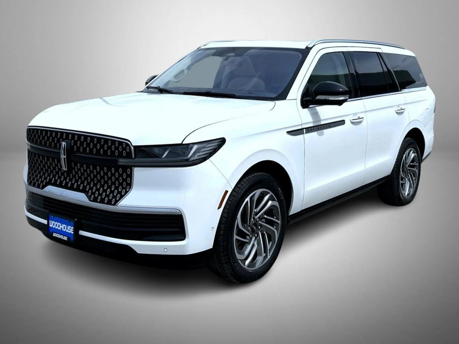 Used 2025 White Lincoln Reserve image 1
