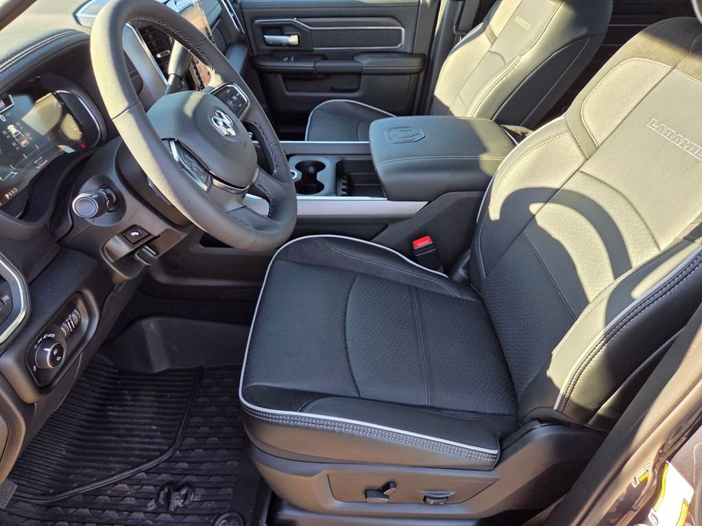 2025 RAM 3500 Laramie - Photo 6