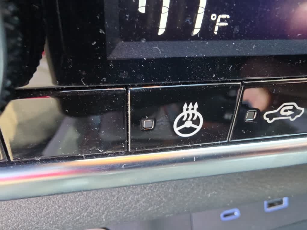 Certified Used 2023 Gun Metallic Nissan SV image 34