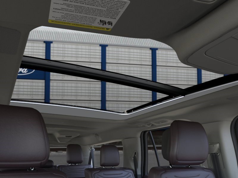 New 2026 Star White Metallic Tri-Coat Ford Platinum image 22