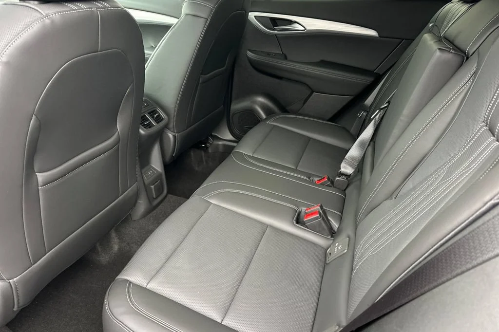 2026 Buick Envision Avenir - Photo 9