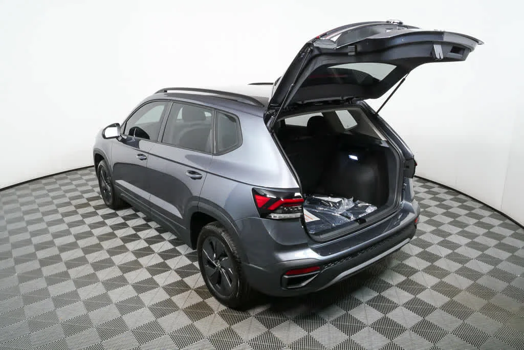 New 2026 Platinum Gray Metallic Volkswagen S image 25
